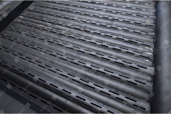 Топка с охлаждаемыми колосниками котла КВД 0.9 МВт на дровах